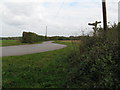 Bridleway junction between Elkham Farm and Crawfold Farm