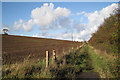 Footpath to Cubbington village north of Glebe Farm