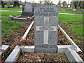 NZ3364 : Commonwealth War Grave in Jarrow Cemetery (WW1-02) by Vin Mullen