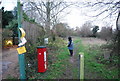 Footpath off Church Rd