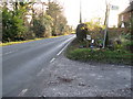 Entrance to Pearcelands Farm off the B2028