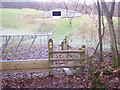 Footpath junction near Pepper Pot Farm