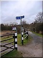 Signpost for cyclists, near footbridge over the River Erewash