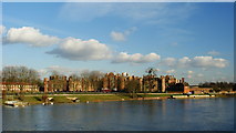 TQ1568 : River Thames at Hampton Court by Peter Trimming
