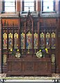 St James, St James Avenue, London W13 - High altar