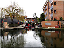 TQ3383 : Regent's Canal:  Independent Gas Company's basin by Dr Neil Clifton