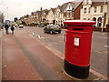 Poole: postbox № BH15 37, Longfleet Road