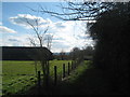 Tunbridge Wells Circular path beside Top Hill Farm