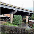SP0990 : River Tame and elevated motorway, near Gravelly Hill by Roger  Kidd