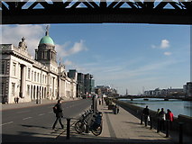 O1634 : Custom House and Custom House Quay, Dublin by Gareth James