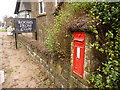 Forest Row: postbox № RH18 31, Wych Cross