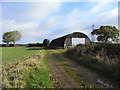 Track and barn above Ibthorpe