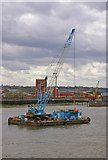 TQ4179 : Floating crane by Ian Capper