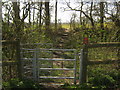 Kissing gate and footpath junction on Saxon Shore Way near Smith