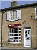 SE4048 : White Rose Sewing & Craft Centre - Bank Street by Betty Longbottom