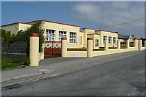 R0579 : Milltown Malbay school by Graham Horn