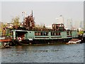 Thames houseboat