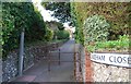 Walkway to Laleham Close