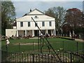 Lauderdale House and the sundial