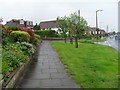 Approaching the junction of  Western Road North and Osborne Drive