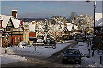 SU9032 : Haslemere town centre by Ian Underwood