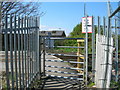 Pedestrian level crossing, Oliver