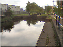 SJ8598 : Ashton Canal, Approaching Lock 3 by David Dixon