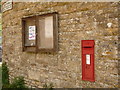 Bincombe: postbox № DT3 69