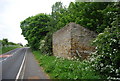 Remains of a barn, Field Lane