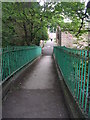 Footbridge over River Holme - off Eastgate