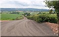 Farm drive near Hartrow Gate Cross