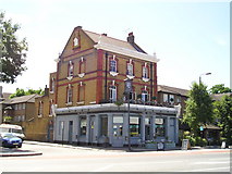 TQ2977 : The Duchess Pub, Battersea by canalandriversidepubs co uk
