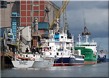 J3576 : Ships at Belfast docks by Rossographer