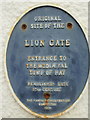 Blue plaque, Old Black Lion Inn, Hay-on-Wye