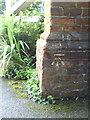 Benchmark on buttress of Summertown United Reformed Church