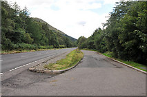 NN4126 : A85 near Loch Iubhair by Steven Brown