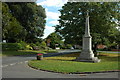 Road through Fladbury