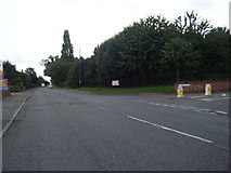 SO8962 : Worcester Road at Old Coach Road by Colin Pyle