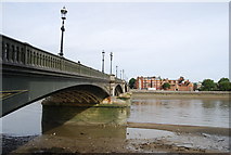 TQ2777 : Battersea Bridge by N Chadwick