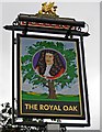 SU9949 : The Royal Oak (2) - sign, 15 Trinity Churchyard by P L Chadwick