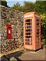 Fittleworth: postbox and phone box