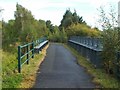 NS4563 : Cycle route at Elderslie by Lairich Rig