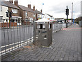 Ysbwriel/Litter bin in Station Road, Queensferry