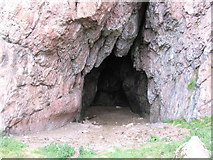 NR6707 : Keil cave entrance by Leo