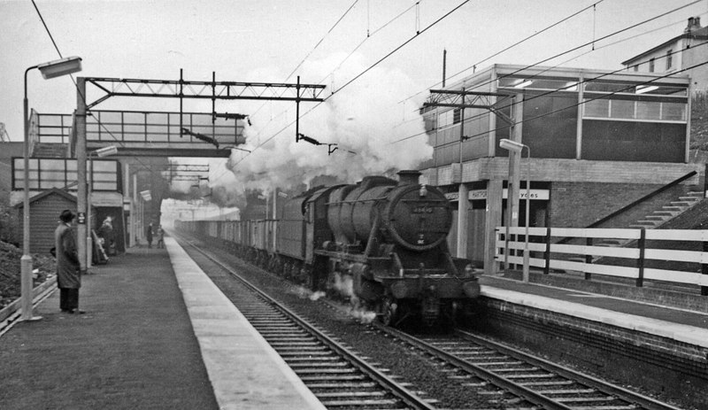 Hartford Station, with Up freight... © Ben Brooksbank :: Geograph ...