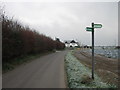 Footpath crosses Court Lane