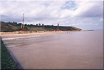 TM2623 : View coastwards from breakwater at Walton-on-the-Naze by Peter Facey