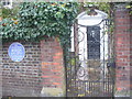 TQ1568 : Sir Christopher Wren Lived Here by Colin Smith
