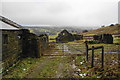 Ruined farm buildings at Stone House Fold