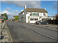 Competing pubs on Skegby Road